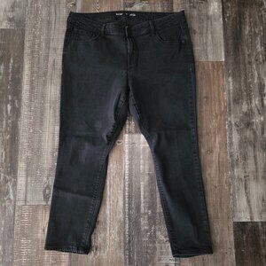 Old Navy Rockstar Mid Rise Super Skinny Black Jeans Size 16
